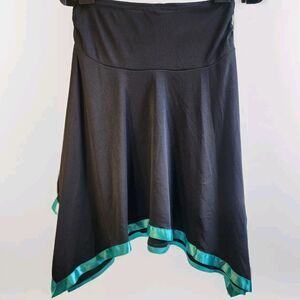 Valia Y2K Hankerchief Tube Top – Size Small